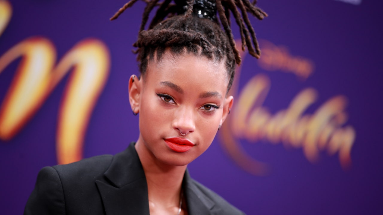 Willow Smith Shaved Her Head Onstage While Performing ‘Whip My Hair’